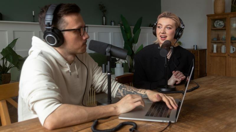 Hosted Online Radio Event BTWRadiovent – A Complete Guide